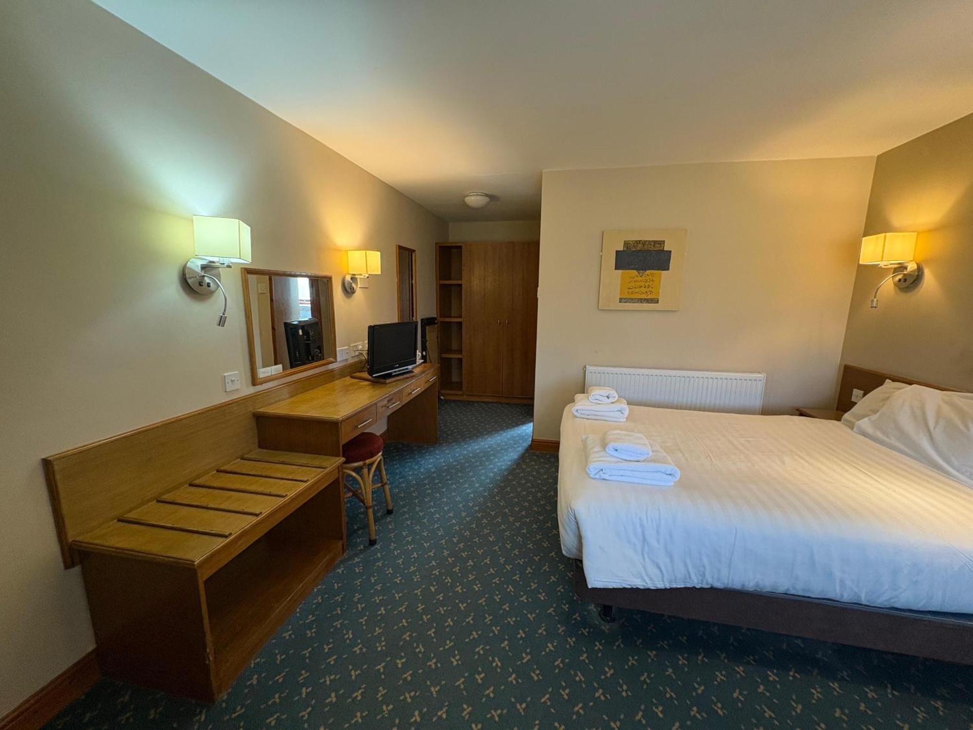 Tollgate Hotel & Leisure Stoke-on-Trent Eksteriør billede
